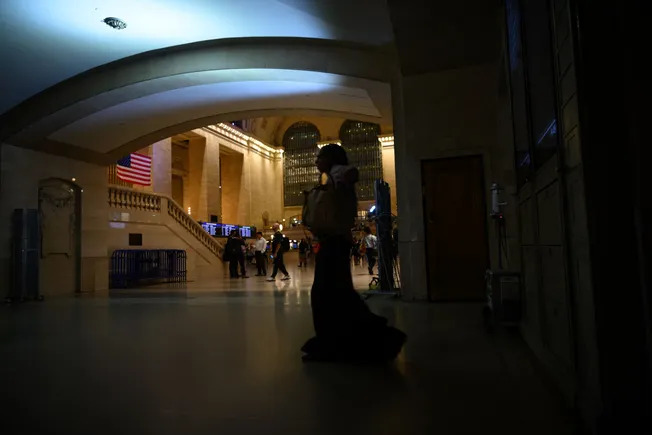 Via Utility Dive: " Power outages drive supply chain worries: report: Nearly nine out of 10 global executives reported experiencing energy-related disruptions in the last year, a Prologis survey found. dlvr.it/TNWQ0m " #Energy #Utility #Utilities