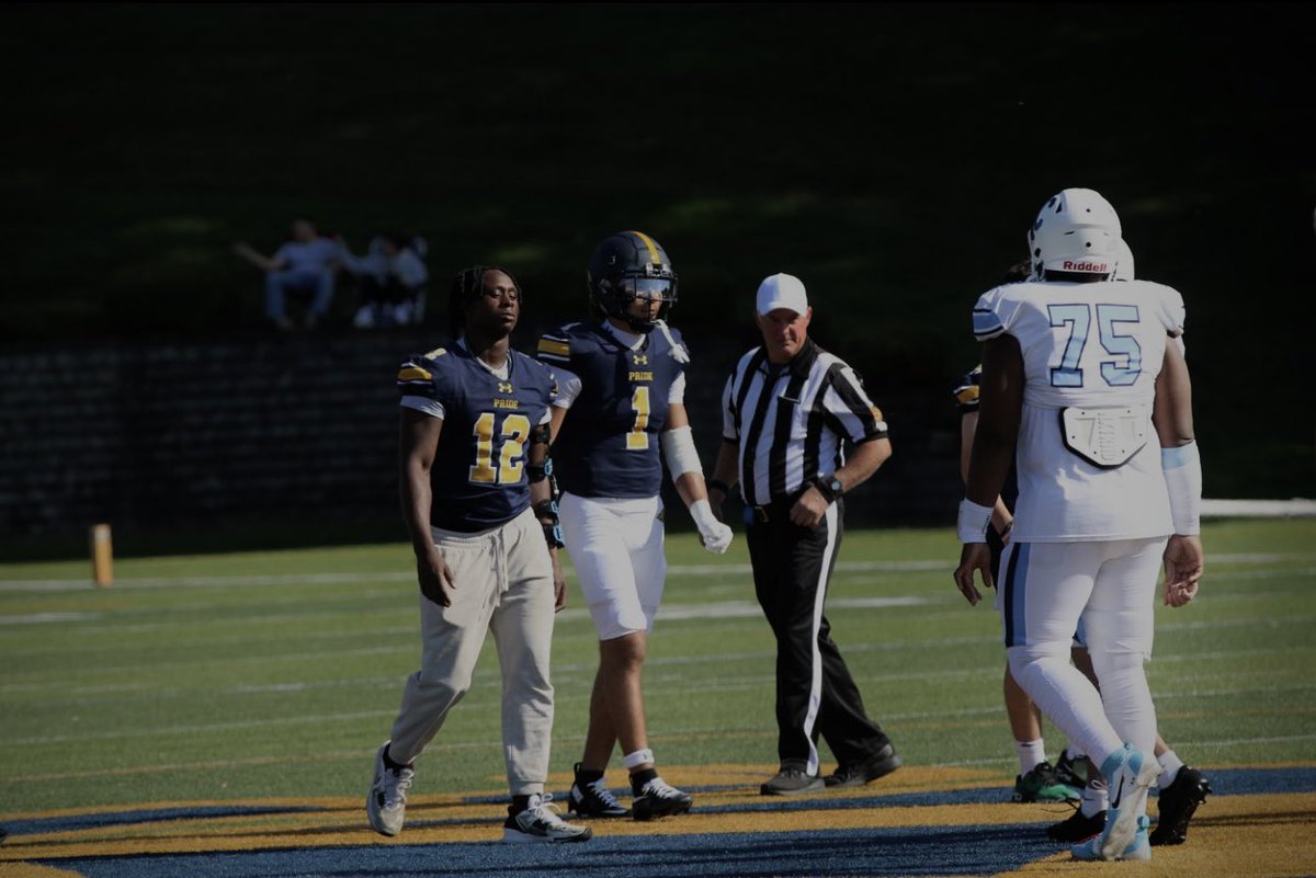 3 Game Tape is out‼️

6’3 206lbs 
4.67 40

hudl.com/v/2Su5ia

<a href="/Coach_Dav/">Rob Davenport</a> <a href="/TPridefootball/">Trinity-Pawling Football</a>