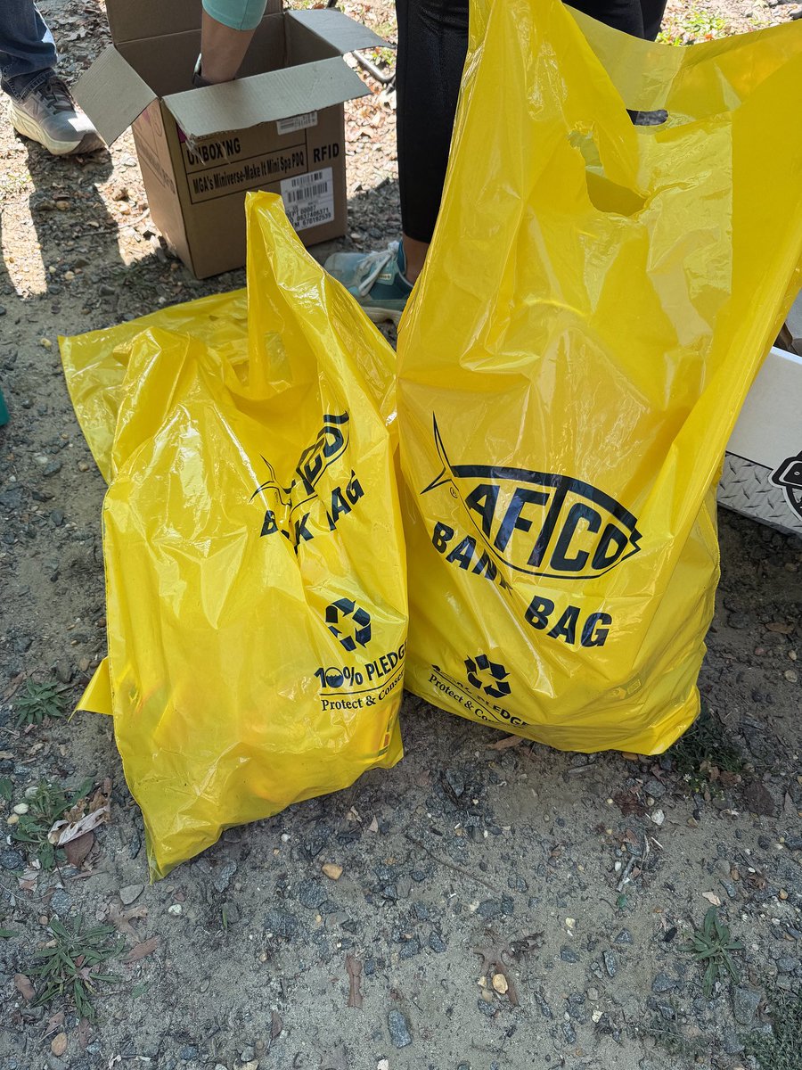 This past weekend we wrapped up the final Hook ‘Em Early event on Haddon Lake! We had nearly 100 young kids come out that wanted to do some fishing, it was AWESOME! It was another amazing year getting new kids into fishing, and it’s very exciting what’s to come for next year!!