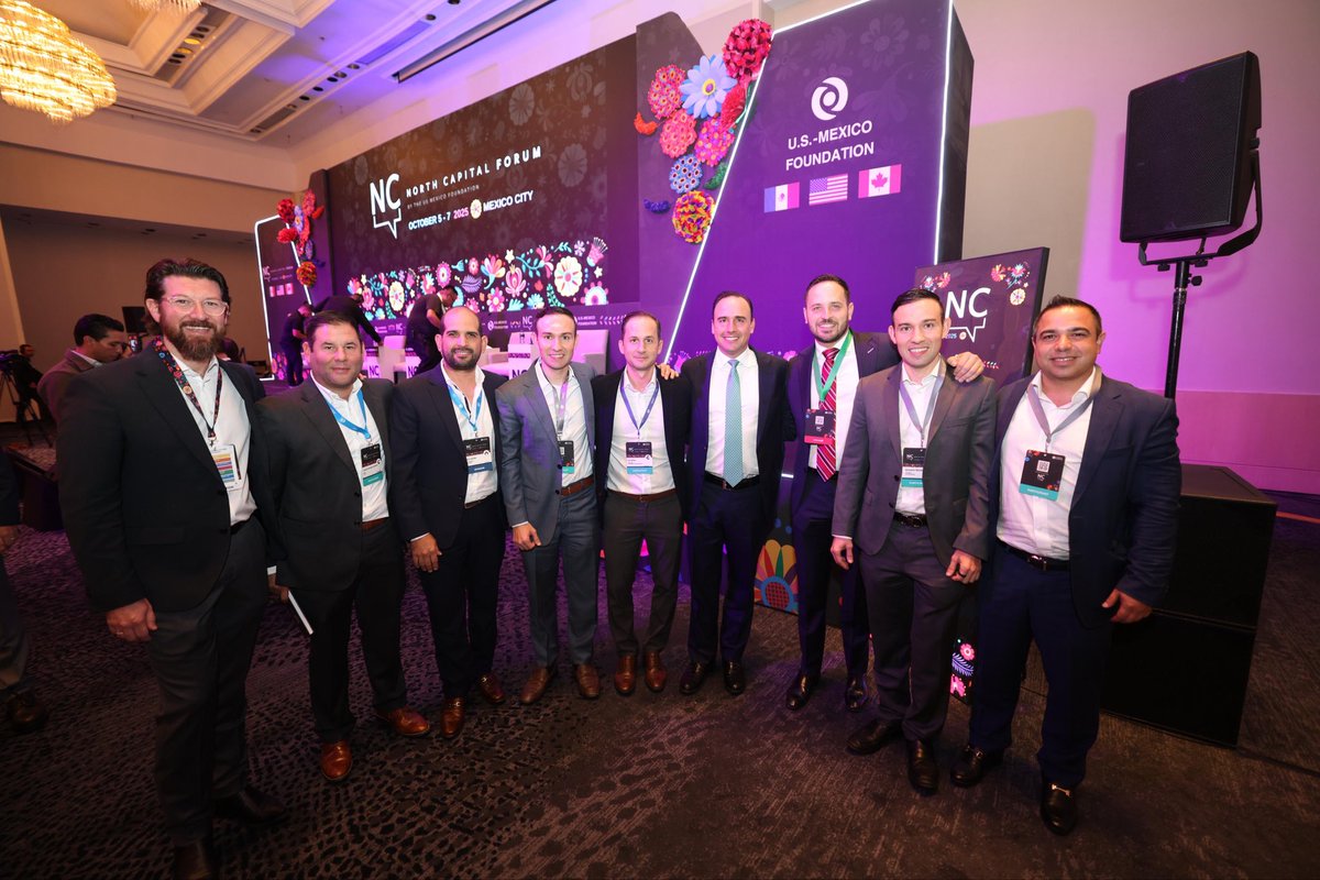 L@s coahuilenses hemos convertido a nuestro estado en el mejor lugar para vivir, crecer y trabajar en #México 🤠💪🏼 #CoahuilaPaDelante #APasosDeGigante (3/3)