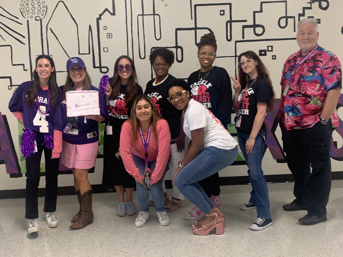 #MedranoJrHigh Culture Club is on it this year! They know how to have fun!!!💚💜🦅Thanks, Y’all! #Pinkout #Wehavespirit!