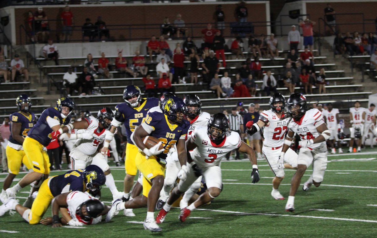 William Mason had an impressive evening against Central Missouri <a href="/ucobronchofb/">UCO Football</a> <a href="/ucoathletics/">UCO Bronchos</a>