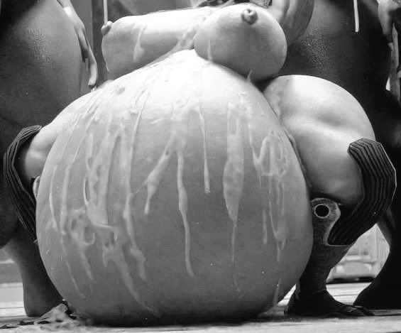 The princess needs someone who can handle 𝑺𝑬𝑽𝑬𝑹𝑨𝑳 𝑯𝑼𝑵𝑫𝑹𝑬𝑫 𝑮𝑨𝑳𝑳𝑶𝑵𝑺 𝑶𝑭 𝑷𝑹𝑰𝑴𝑬 𝑷𝑹𝑰𝑵𝑪𝑬𝑺𝑺 𝑩𝑨𝑳𝑳𝑺𝑳𝑼𝑫𝑮𝑬.

Immediately.