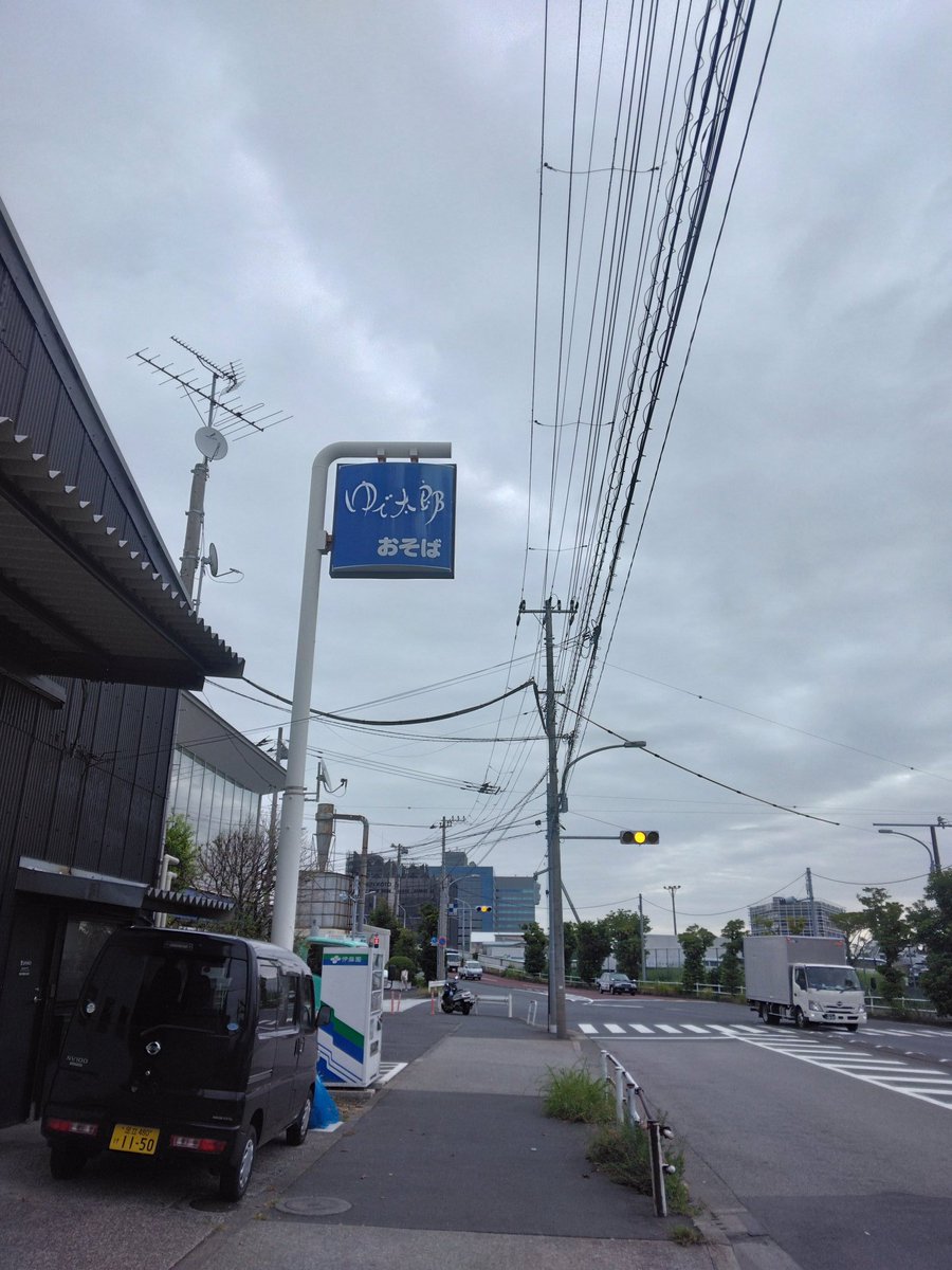 sanko_sumida's tweet photo. おはようございます。本日の江東区新木場は曇り空です。 C10-20.M0-10,Y0.K10.  K20に変換して印刷したいソライロ。本日はマットニス印刷からのスタートです。
#企業公式が毎朝地元の天気を言い合う 
#印刷 
#CMYK 
#いまそら 
#ソライロ 
#江東区 
#新木場 https://t.co/On5yKCI95C