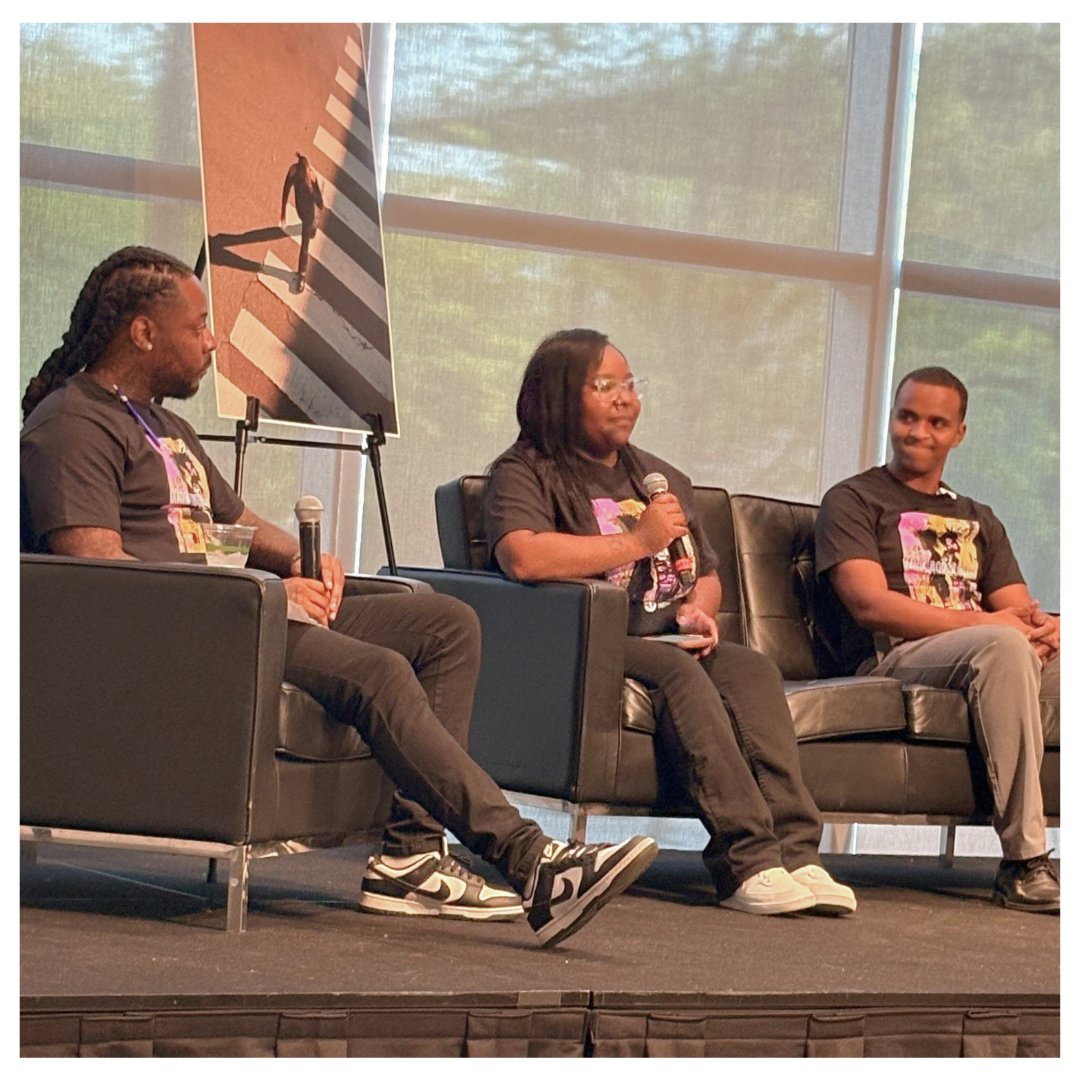 TrueUpKY's tweet image. Celebrating Peer Network member Aryn, who shared inspiring insights as a panelist and Photovoice Artist at the Mind Body Soul Event hosted by Louisville Metro Office of Violence Prevention—bringing attention to the impactful stories of youth overcoming violence.
