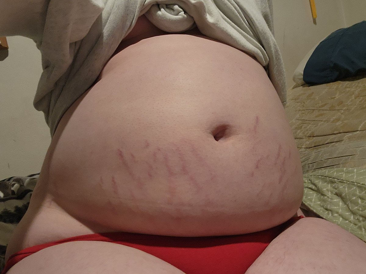 GumdropDraws's tweet image. F-Feelin like a baddie out of a stuffing comic rn~ 🤭💕💗💕💕