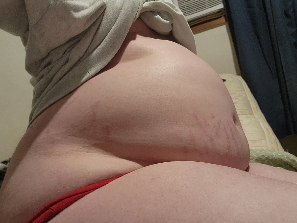 GumdropDraws's tweet image. F-Feelin like a baddie out of a stuffing comic rn~ 🤭💕💗💕💕