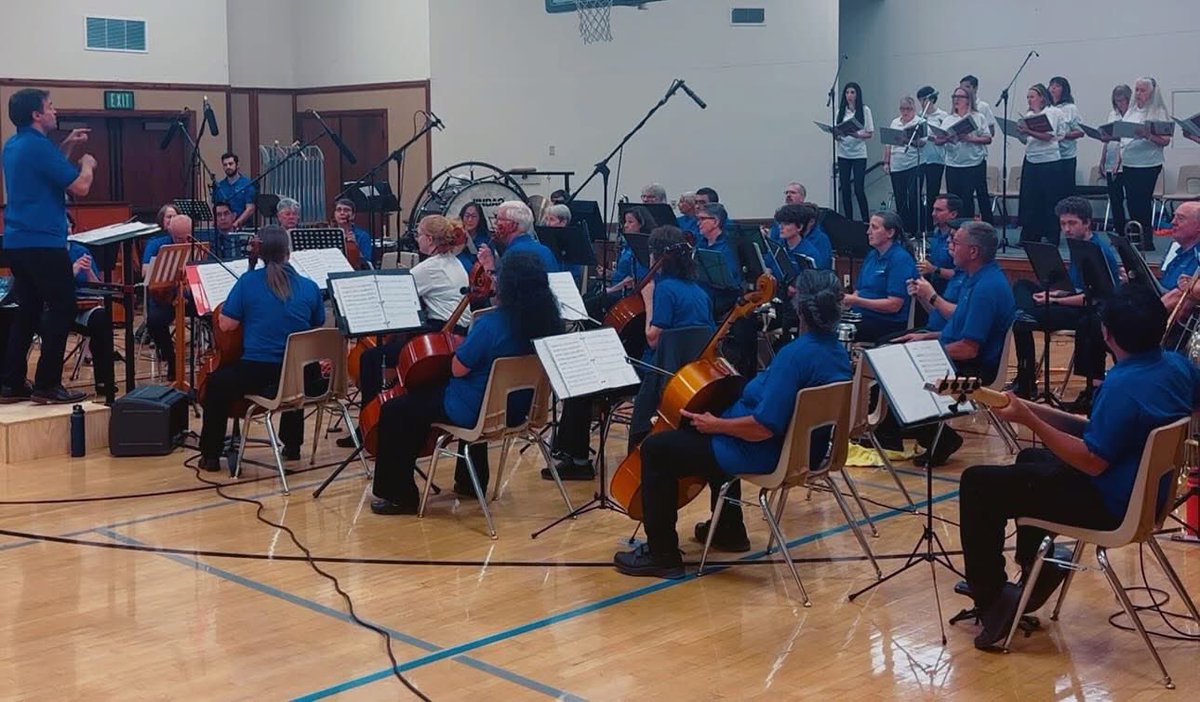 svorchestras's tweet image. Our Simi Valley Community Orchestra &amp;amp; Choir performed a thank-you concert at the LDS Church—a chance to give back to those who’ve supported our rehearsals. 🫶 The set included Moon River, Singin’ in the Rain, The Greatest Showman, 007, and more! Christmas concerts coming soon! 🎶
