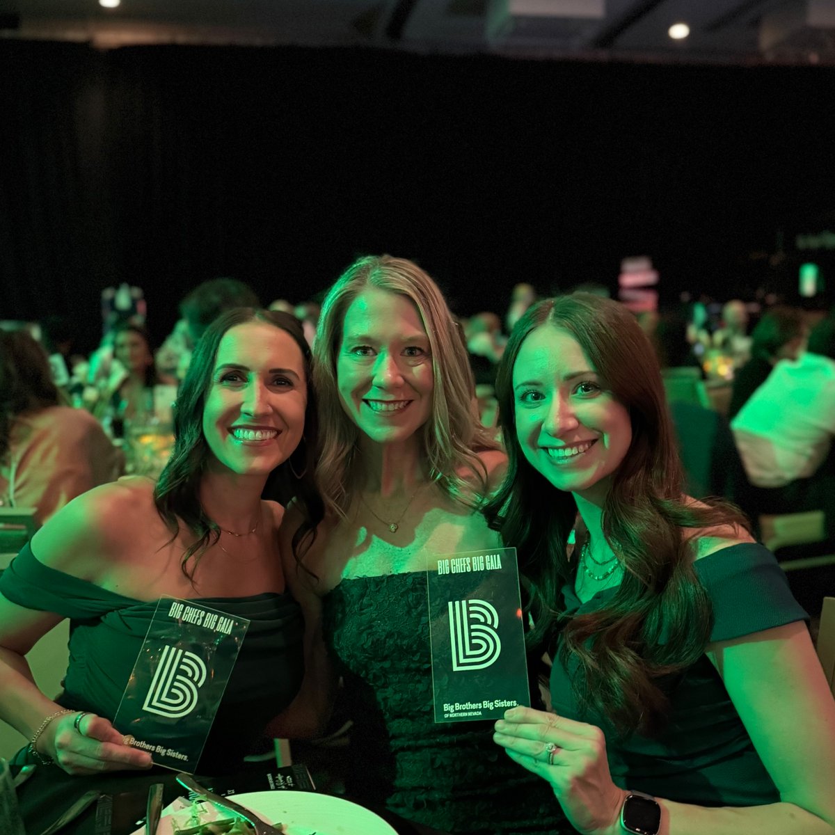 LP_Difference's tweet image. ✨ Supporting our community and Big Brothers Big Sisters of Northern Nevada at the Big Chefs Big Gala in Reno with LP Insurance and Valley Services Electronics. 🌟 #Mentorship #Partnership #CommunityAction #BigChefsBigGala #BBBSNN #RenoCommunity #MentorshipMatters #LPInsurance✨