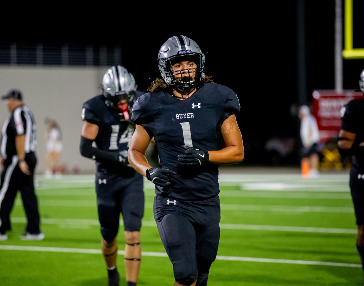 Guyer's Kaedyn Cobbs earned Week 6's Offensive Player of the Week honor after rushing for 176 yards and 4 TDs in a win over Coppell.

Krum's Conor Griffin tops the defensive honorees after helping lead the way in a victory over Van Alstyne.

Standouts: dentonrc.com/sports/high_sc…