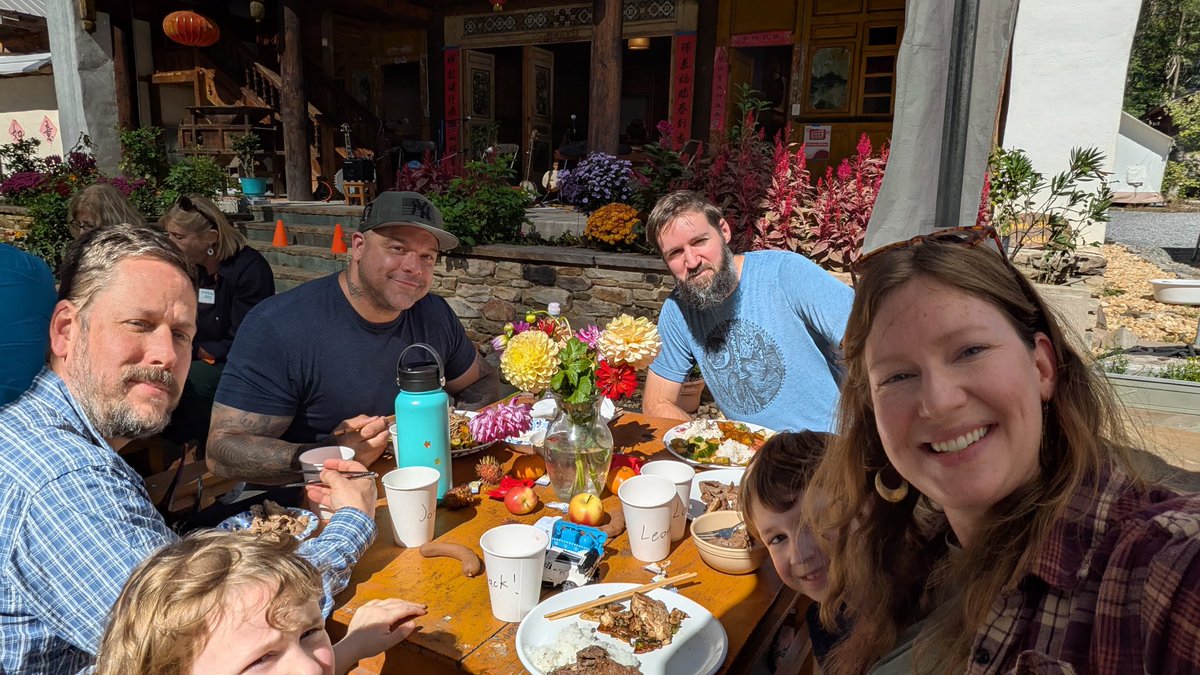 Nostalgik's tweet image. Visited the China Folk House in Harpers Ferry with a few fellow Einstein Fellows — cooked Mongolian-style food over open fire, hiked the trails, and watched my colleague joyfully catch salamanders. Culture, nature, and curiosity all in one day. #EinsteinFellows25 #HarpersFerry