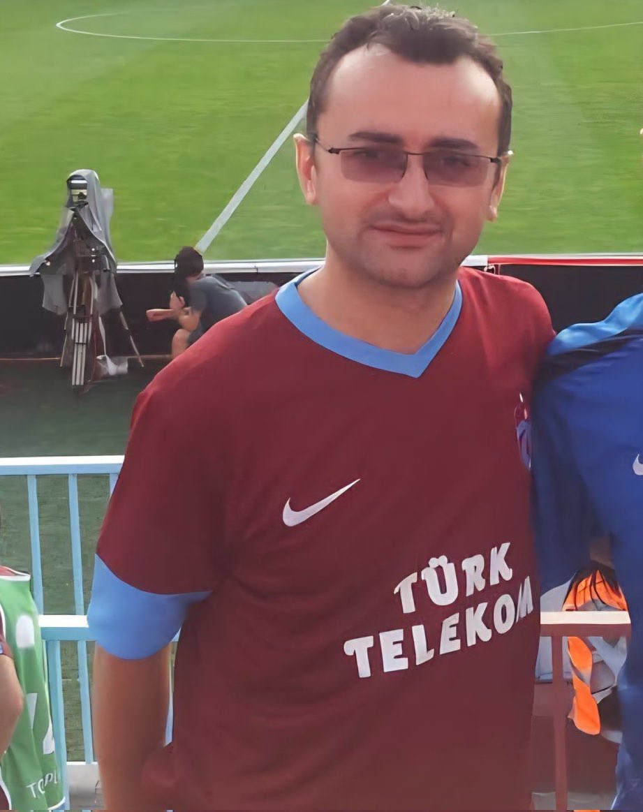 7 yıl 6 aylık cezasının yatarını tamamlamıştı. Yarın özgürlüğe kavuşacaktı. Ama o, demir kapıdan değil, gökyüzünden çıktı dışarı.
Geride 13 yaşında bir kız, 6 yaşında bir oğul kaldı.
Babalarını kavuşmaya bir kala kaybettiler.
Ne desek anlamsız artık…
Kalanlara sabır, gidenin