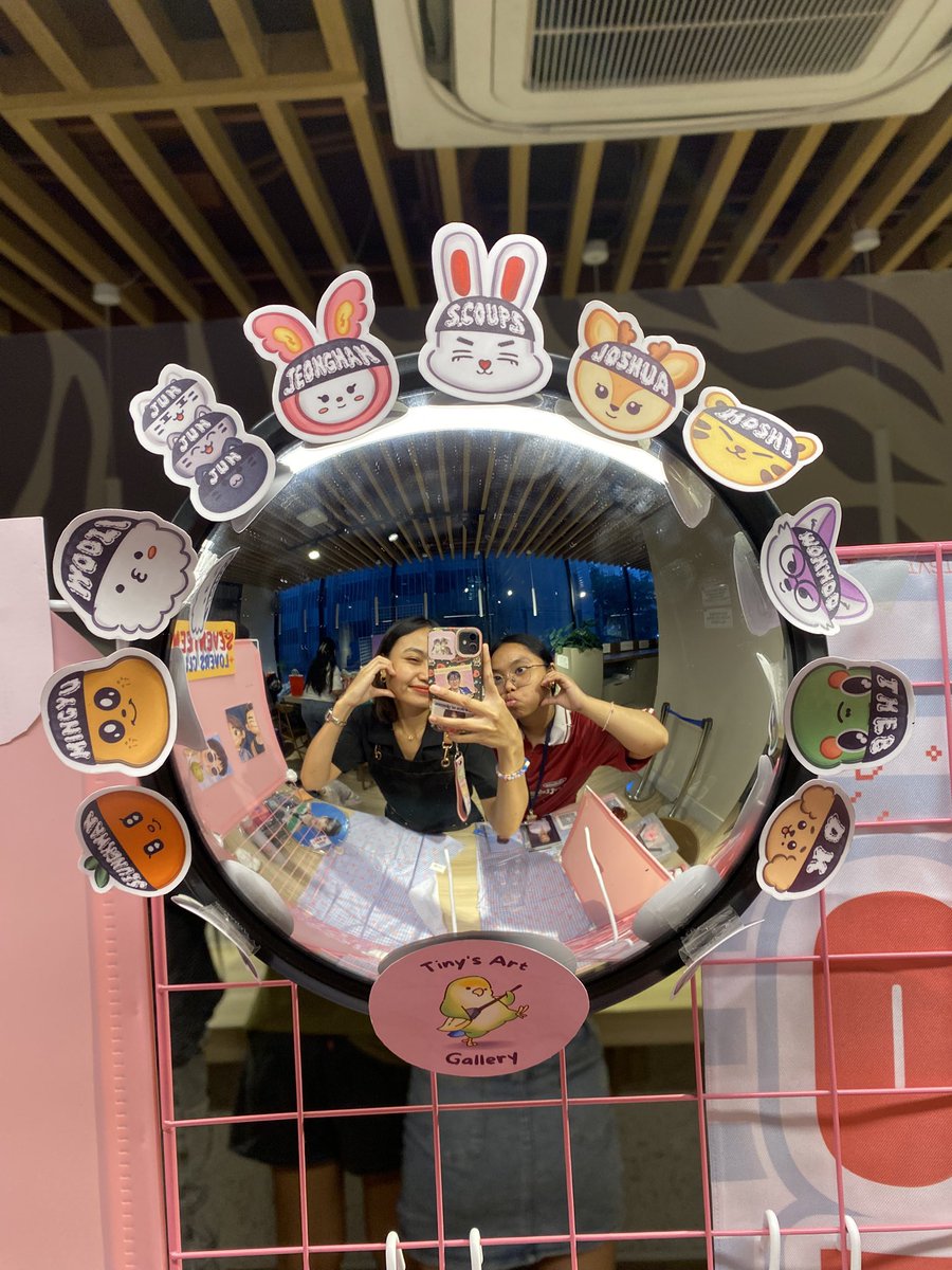 bellaaa0617's tweet photo. HAPPIEST BIRTHDAY, YOON JEONGHAN!!ποΈπ
and cheers to everyone who made this event successful! π₯β¨
see you, againβ¦.. next year (?) π€
#HanOnTrackMNL #A17Events https://t.co/Oar66TEhZO