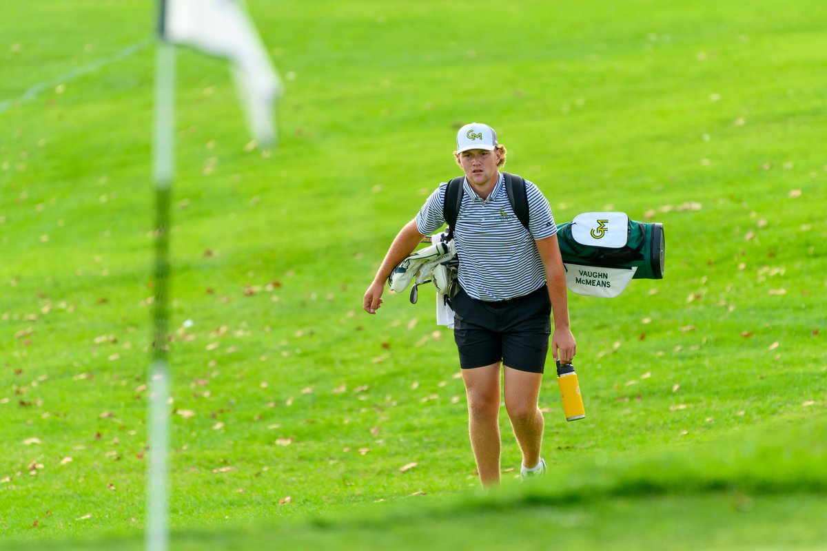 Coming off medalist honors last week, Vaughn McMeans is atop the leaderboard once again with 1⃣ round to play.
🔥 Carded a 66-67=133 in the first two rounds at the Par 72 West Bay Club Course.
Follow live on Scoreboard.com Tuesday morning.
gomason.com/news/2025/10/6…