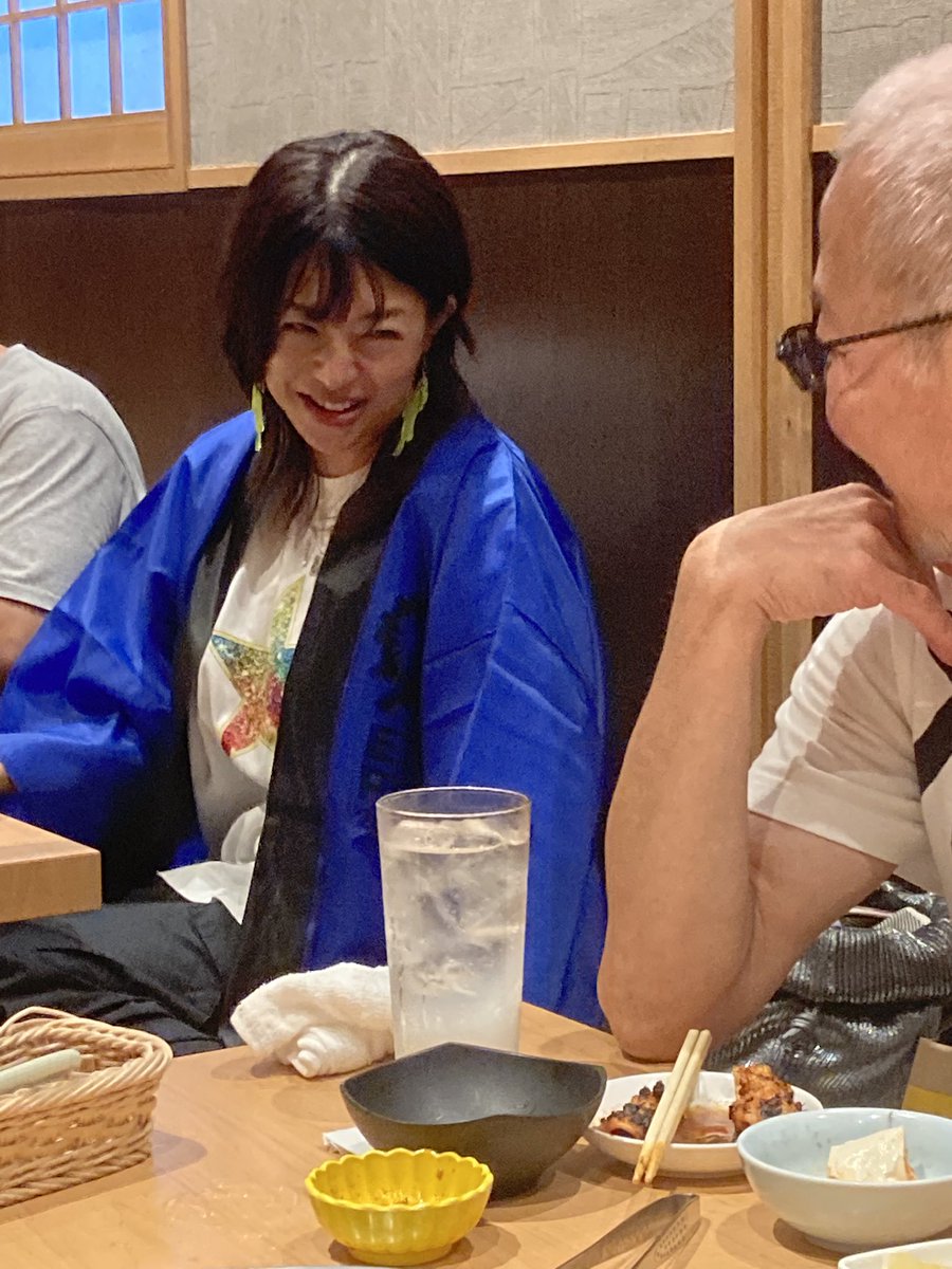 今回は焼肉🎉どれも美味しくいただけました🥰楽しいショットの中にブラック紗々と社長の悪巧みの瞬間が😱
#範田紗々
#ささ散歩