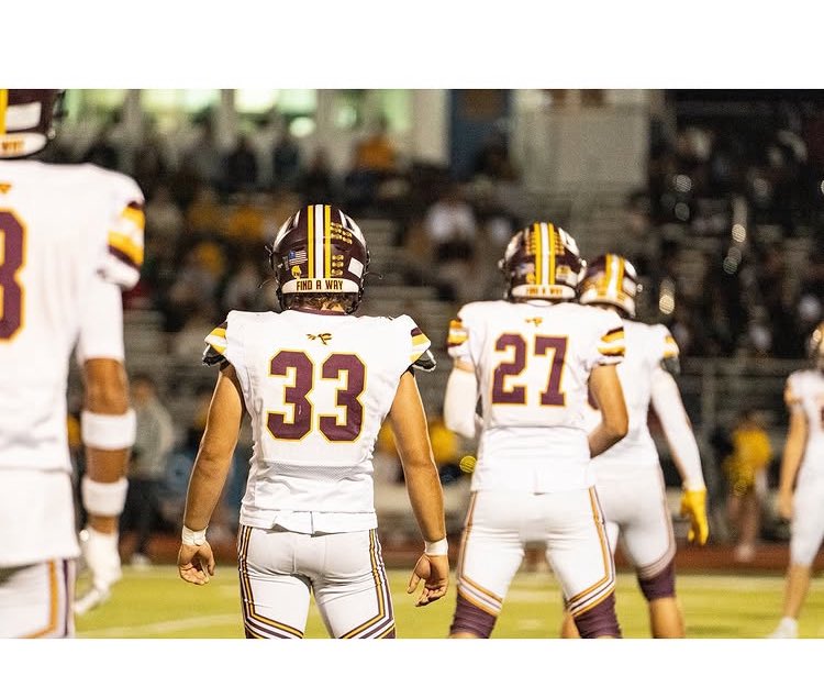 Week 7

10/3 Varsity - AG: 29 UV: 28
10/6 Junior Varsity  - AG: 42 UV: 12

Find A Way. #respect #unity #accountability