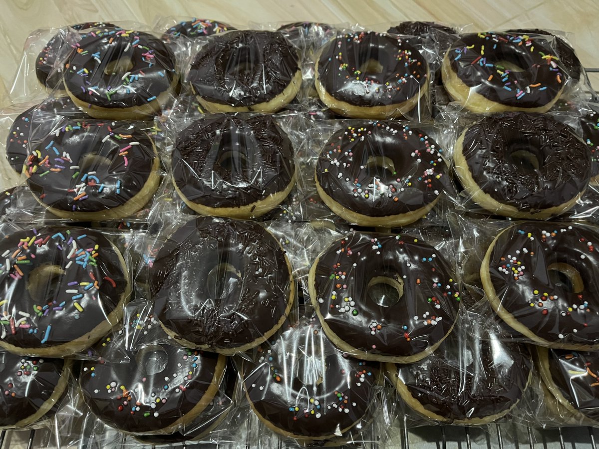 Semangat pagi, semangat menjemput rezeki 
Selasa berkah, semoga dagangan kita hari ini laris manis dan terjual habis