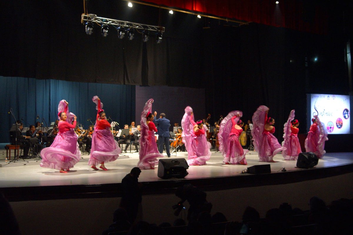 Con concierto sinfónico y develación de un mural, la UATx se suma a festejos por 500 Años de la fundación de la Ciudad de Tlaxcala
 - Cuarto de Guerra Tlaxcala elcuartodeguerra.com/tlaxcala/notic…