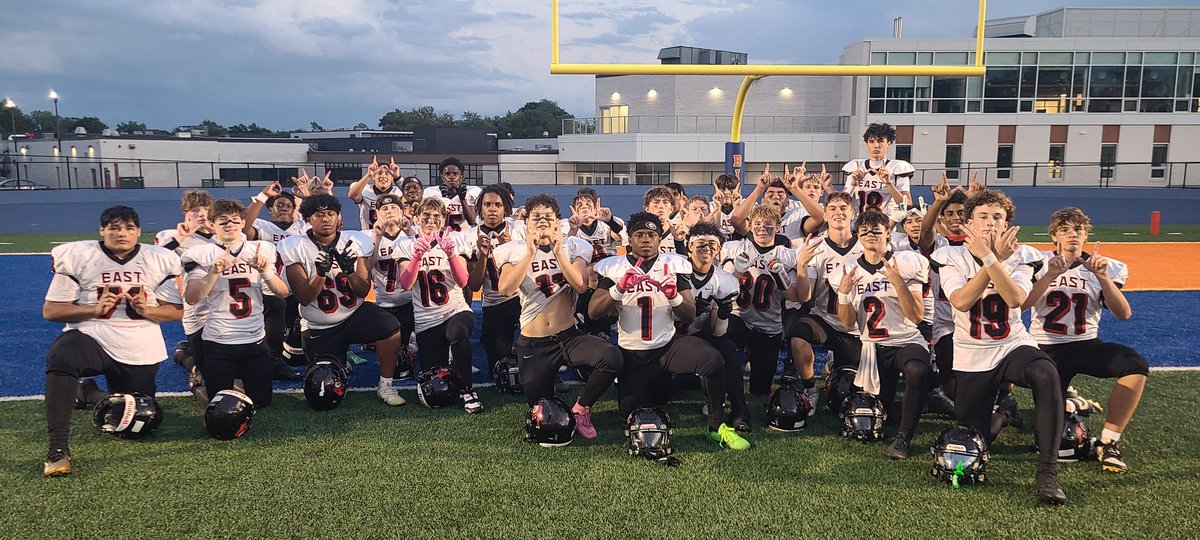 Sophomore Rams (6-0, 3-0) with a 49-0 win over Fenton. TDs scored in all three phases and all Rams contributed to the win!

#EAT #WeAreEast #MissionAccomplished

<a href="/GEHS_Athletics/">Glenbard East Athletics</a> <a href="/RamFBHC/">Coach Walters</a> <a href="/CoachWalker285/">Coach Walker</a> <a href="/tclifonti/">TC LIFONTI</a> <a href="/FRANKNEBBIA/">Frank Nebbia</a> <a href="/joshzawislak/">JZ</a>