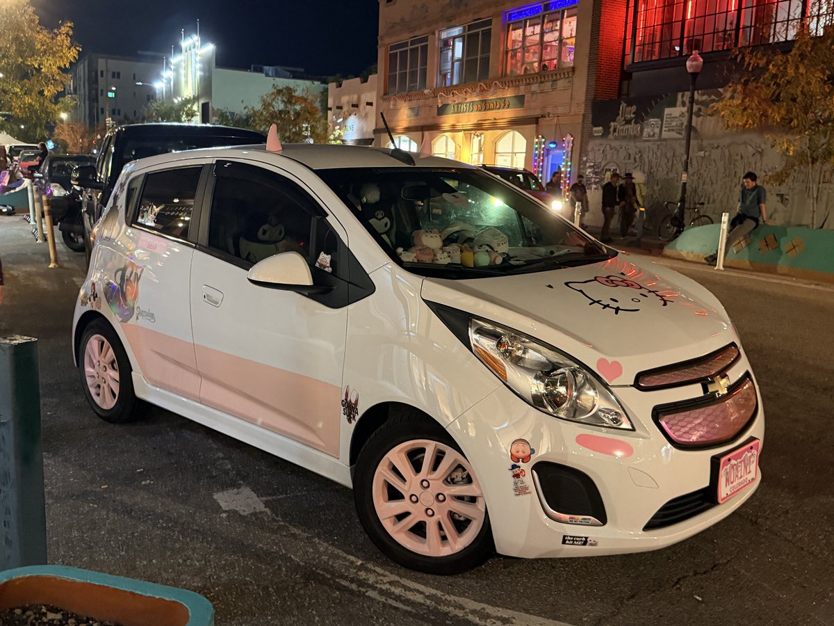 Jordan_Schiefer's tweet image. Way more interesting than the Spark I drove recently, dang.