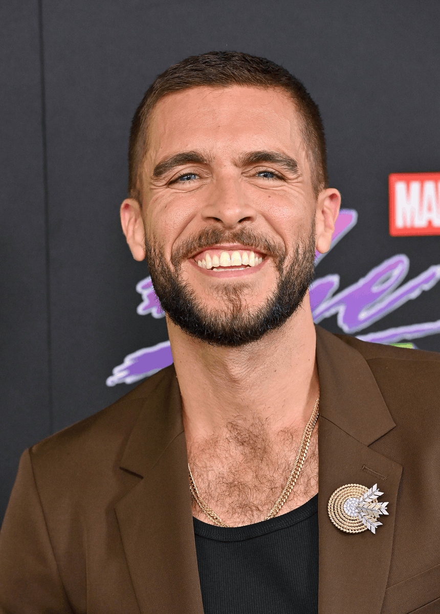 TheMShift's tweet photo. I've felt that Josh Segarra (American actor, #OITNB fame) and Will Kennedy (@cronullasharks fullback) were separated at birth for some time—indeed, I had to IMDb it.  Pretty sure they've never been in that same room at the same time, either. #NRL https://t.co/UtXyn6xLP5