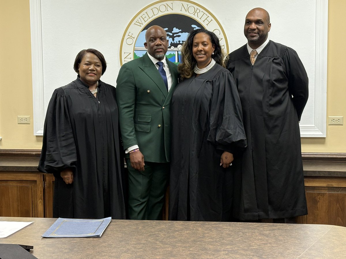 Pierce4NCHouse's tweet photo. Congratulations to @montrefreeman on his appointment as Town Administrator for Weldon. #weldonnc #halifaxcountync #HD27 https://t.co/dt8ER4pIie