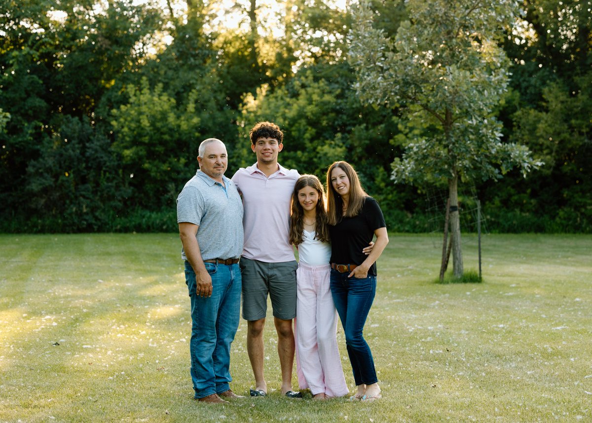 BLASTTOTHEPAST8's tweet photo. 🚨ND FOOTBALL SPOTLIGHTS🚨
🏈🏈🏈🏈🏈🏈🏈🏈🏈🏈🏈🏈🏈

(TE/DL) Linton-HMB 
ISAAC SILVERNAGEL: LINTON 

Parents: James &amp; Janel

Sibling: Tessa

Favorite Athlete: Micah Parsons

Favorite Pro  Team: 
Green Bay Packers

Favorite College Team: NDSU

Favorite Meal: Seafood Carbonara https://t.co/EV5yFoa6j5