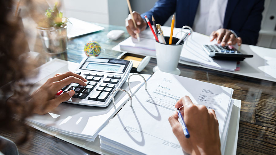 IndiaBriefing's tweet image. #GSTMigration unified India’s complex indirect tax system, ensuring #SeamlessTransition #CreditContinuity, and compliance under a single digital framework. Businesses now benefit from GST 2.0’s automation and efficiency.

Learn more with our experts ⤵️
ow.ly/ny3E50X6OTQ