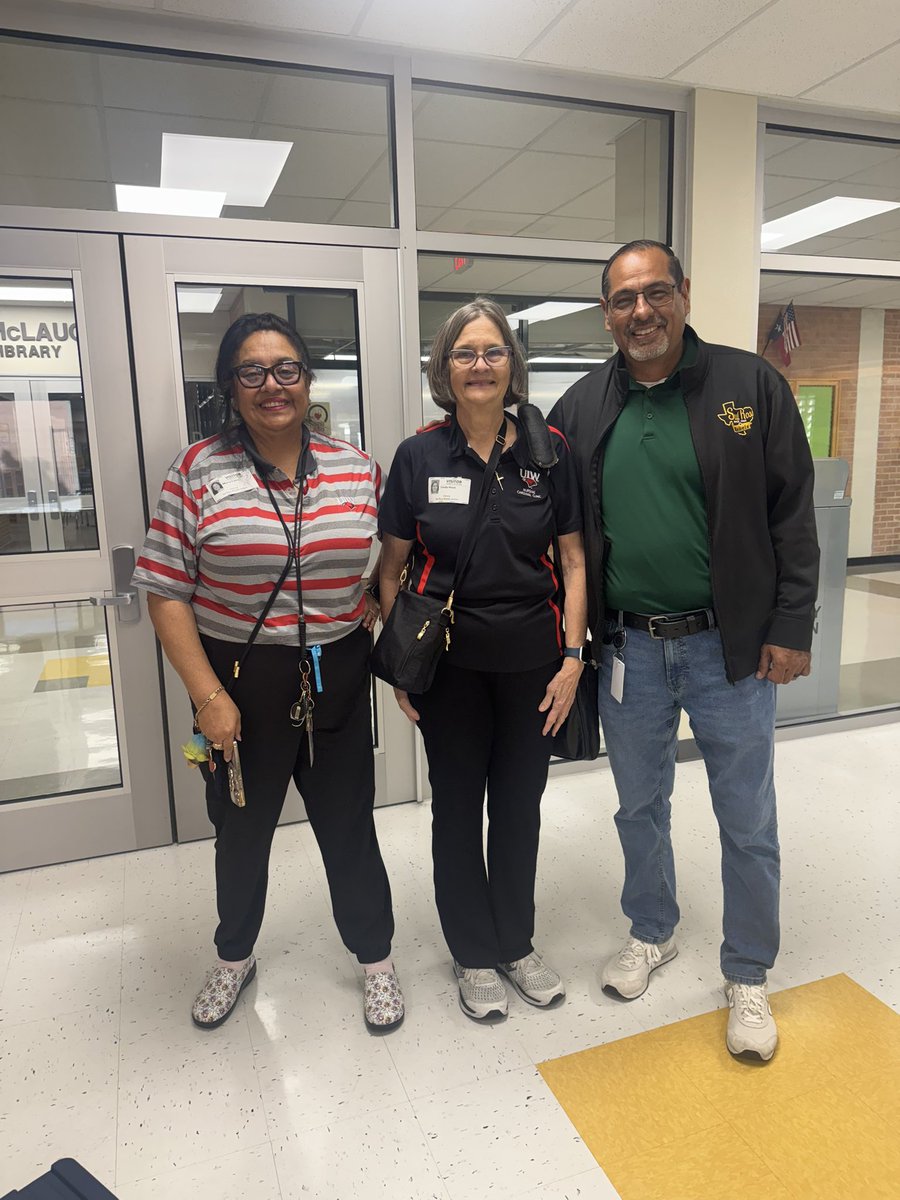 The leader !! 
Thank you Dr Hook for always taking care of our staff! <a href="/NISDRoss/">Sul Ross MS</a> <a href="/uiwcardinals/">UIW</a>