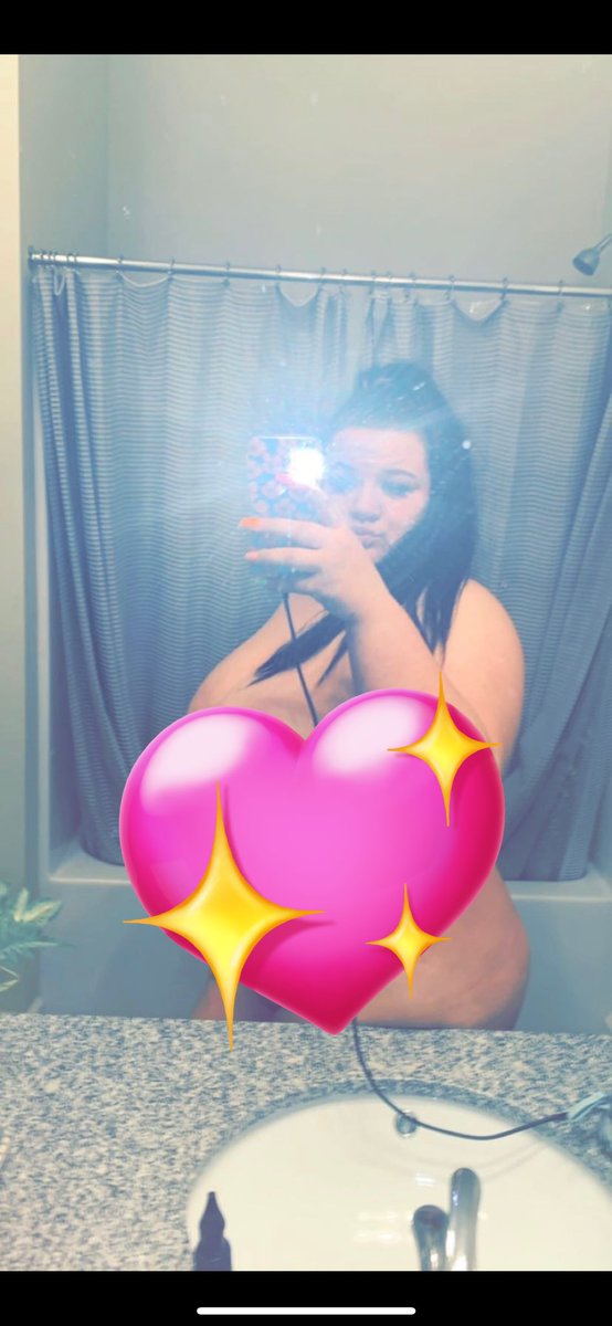 GabbyBean4's tweet photo. all my new shit fye 😩 https://t.co/oAZFdp2a7d