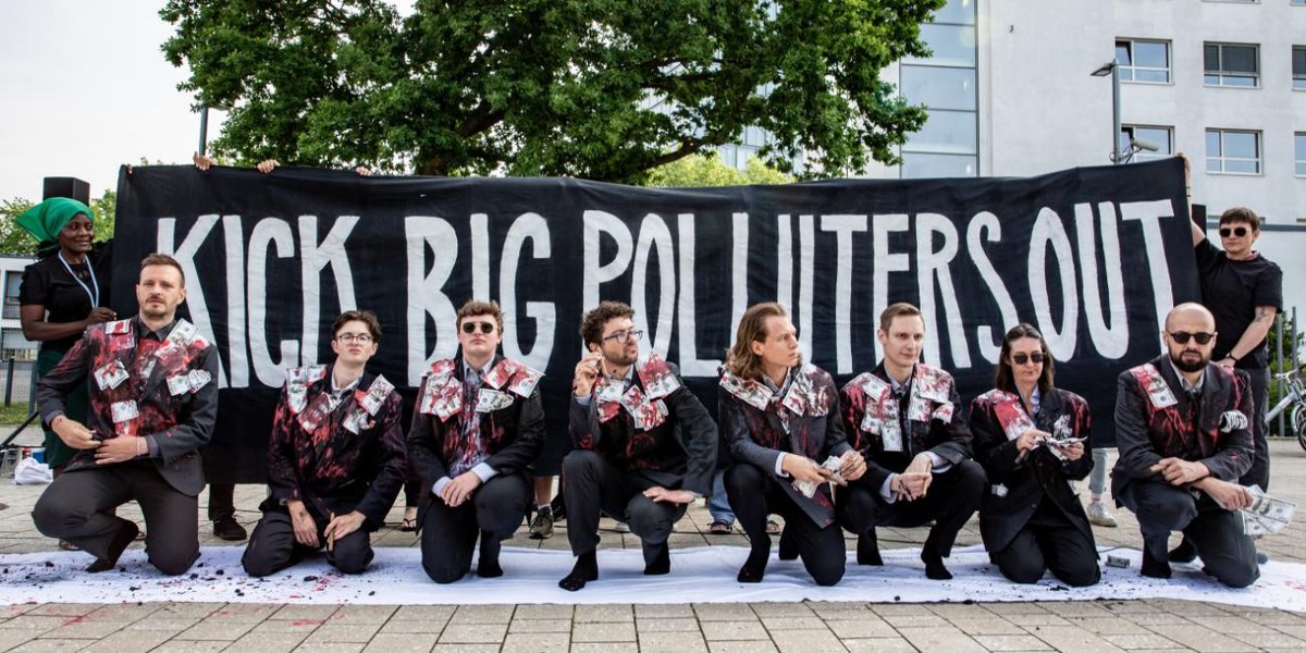 ¡La #COP30 no es un lugar para que los #GrandesContaminadores hagan negocios! La coalición "Kick Big Polluters Out" exige:

📌 Una COP y una presidencia sin contaminantes
📌 Mecanismos más sólidos de protección contra conflictos de interés
📌 Protección de la selva amazónica
