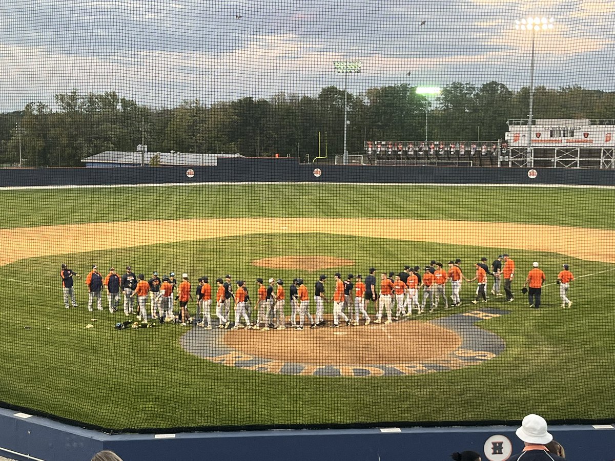 Game 3 belongs to Blue (2-0-1)!

<a href="/BraylenHan1248/">Braylen Hands</a> 1-2, R
<a href="/TylerW_027/">Tyler Wilson</a> 2-2, RBI, R
<a href="/LucasNorman2027/">Lucas Norman ‘27</a> 1-2, RBI, R
J Wilson 3IP, 2K, 0R
Remley 2-2, R, RBI, BB

Game 4 is set for Thursday at 5:30.