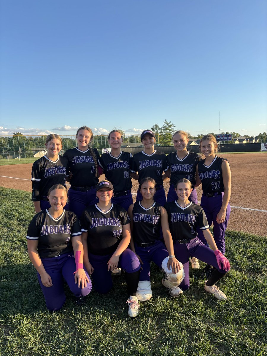 FZW JV Softball tweet media