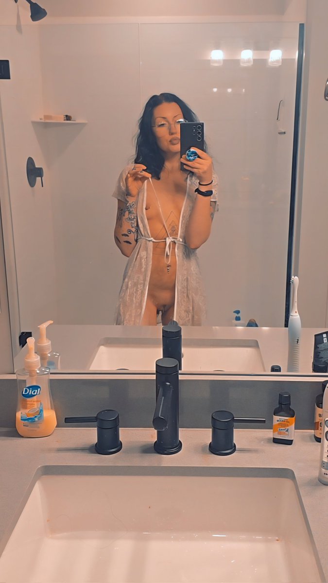 OFsinisterray's tweet photo. Waiting for you to come help me 🖤

https://t.co/cA6z3TZHk7
https://t.co/3UeGJGhmYD https://t.co/INrFfUcSCn