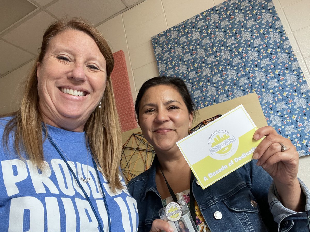 WIlliamBell60's tweet photo. Congratulations to these amazing staff members who have reached 1, 10 and 25 years of service! Thank you! #IPSMilestone @IPSSchools https://t.co/hpWst3gpdh