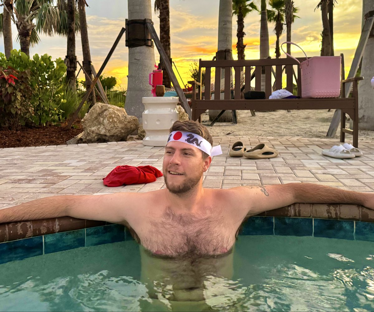 Player 2 tweet media