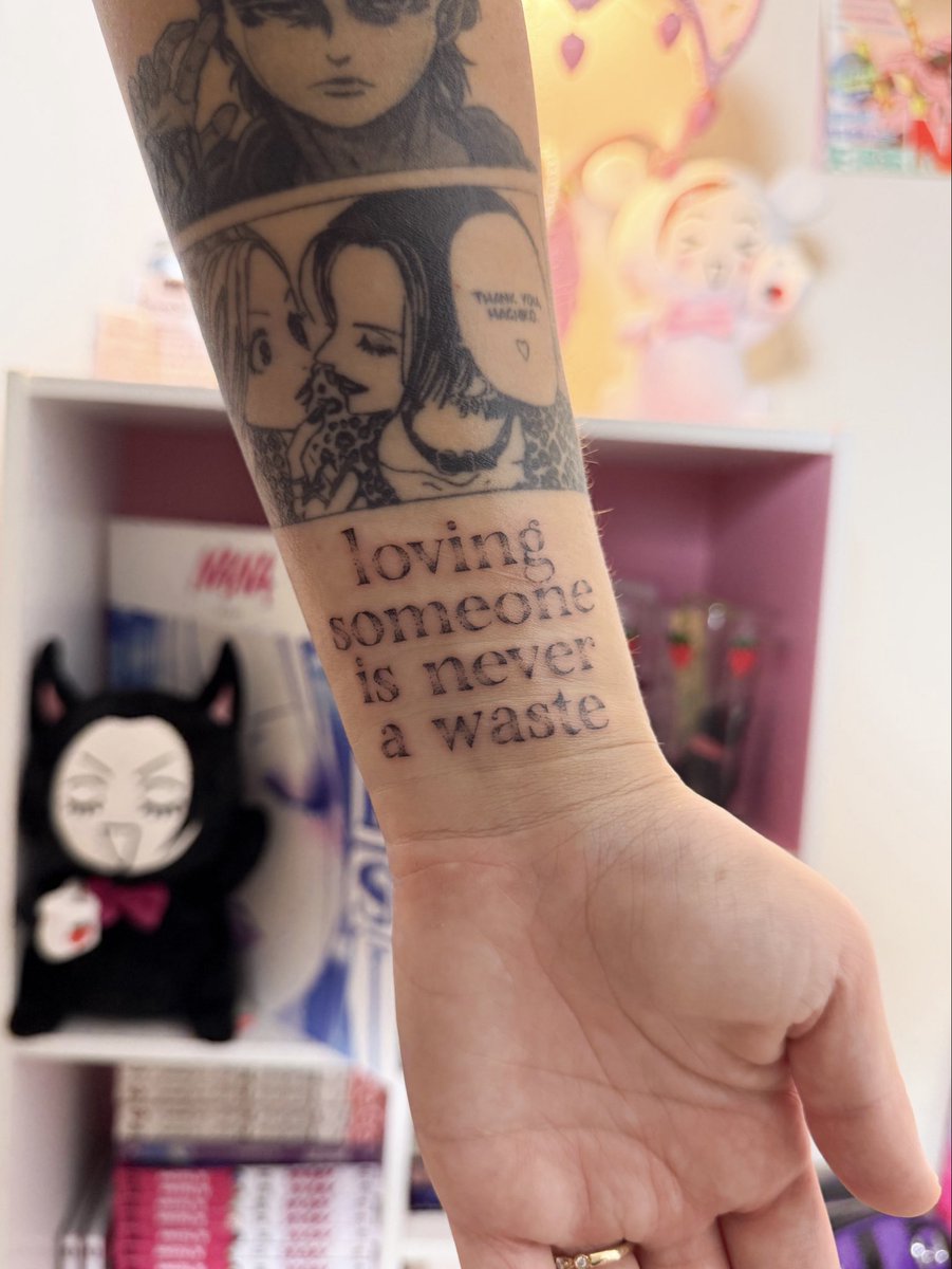 𓋼𓍊 cass tweet media