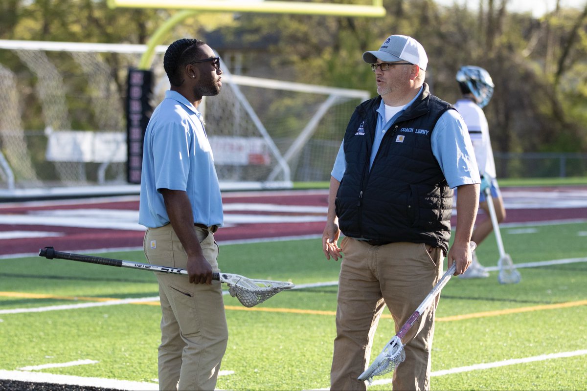 Happy #NationalCoachesDay to the leaders who push us to be our best on and off the field every single day 🔱