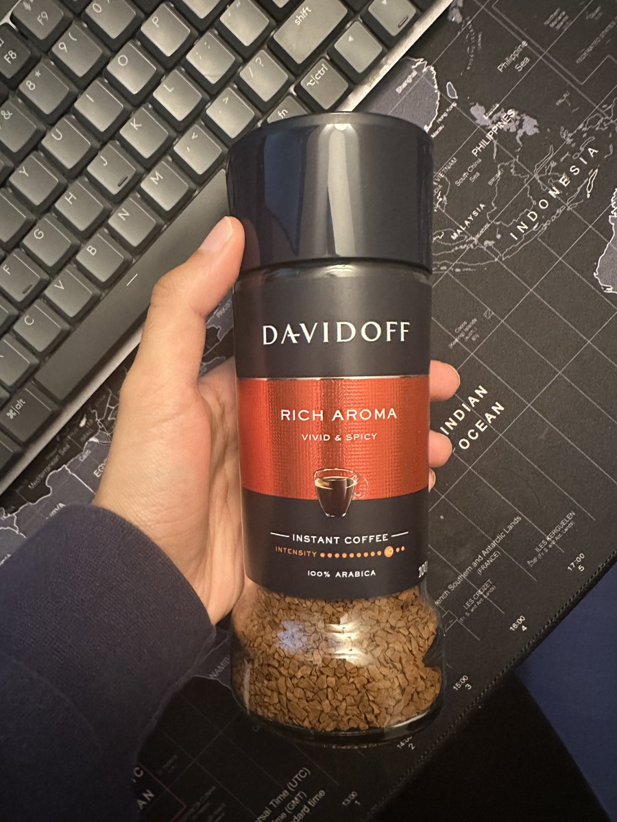 gradientascend's tweet image. the algorithm is getting too real, I literally just drank this