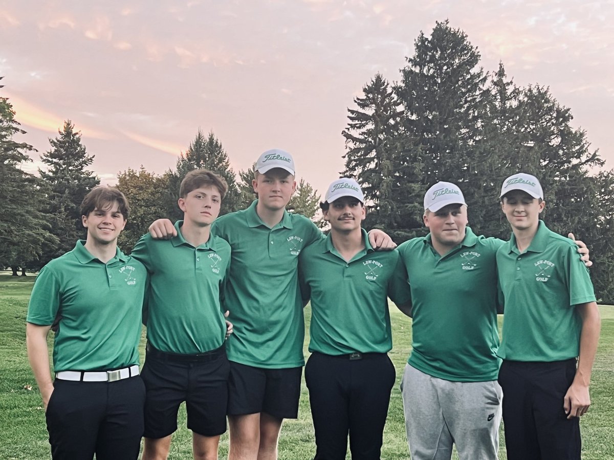 LP Golf ends the regular season with a 260-285 win over NT. Sr's played their last home match-Jamie Townsend 38, Liam Farnham 42, Tino Bax DeBiaso 44, Jack McNally 49, Jackson Rodriguez 52. An outstanding group of seniors that will be greatly missed. LP moves to 12-2 on the year.