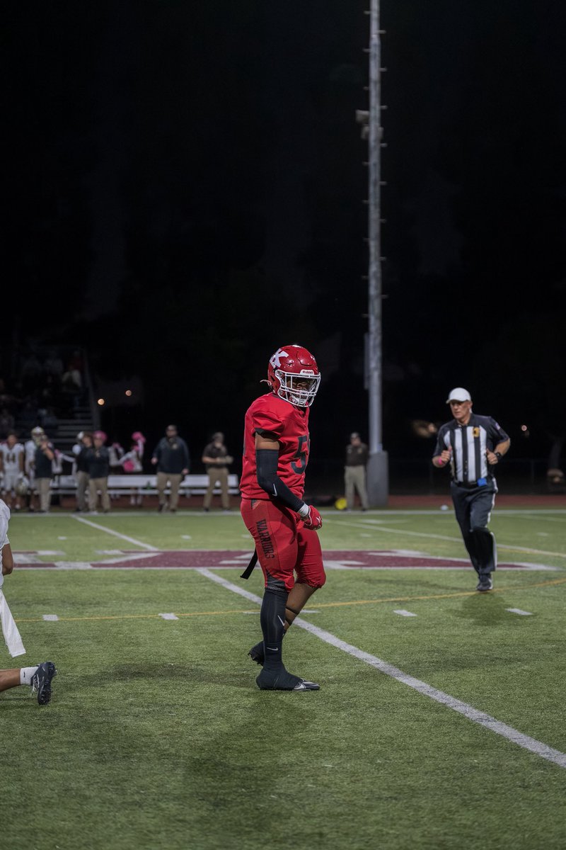Cantblockmarcus's tweet photo. Please go check out my mid season tape!!! https://t.co/EsH8c3lZws @YUNG_GURU_ @CoachShay52 https://t.co/jgAxD7hP4l