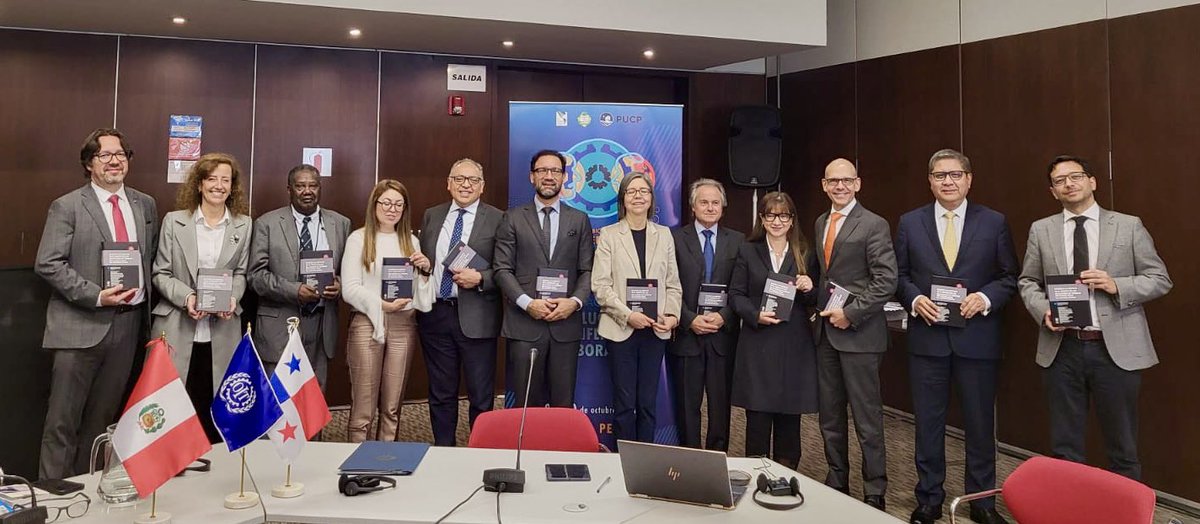 carballocesar's tweet photo. Instalación del V Encuentro del Grupo de Panamá de la @distrecUP sobre instancias internacionales de solución de conflictos laborales y lanzamiento del libro colectivo sobre “Acceso a la justicia laboral” @InvestigaUCAB https://t.co/jwGTqdfb60
