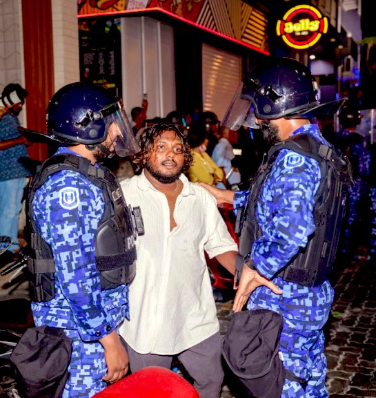 Iqbaalahme59794's tweet image. Free Azeem, B. Kendhoo 

#FreeOct3Protesters