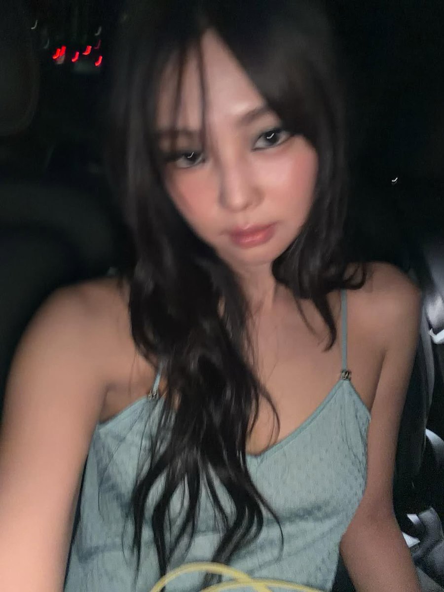 jenniepics's tweet photo. https://t.co/KkmMKRMdyV