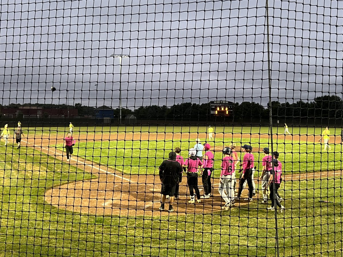 Game 1 of Banana Ball:
3/3 with a pull side HR and two singles (3 RBIs and 2 runs scored).
Party Animals take game one 4-2!!!
<a href="/TriWestBaseball/">Tri-West High School Baseball</a> <a href="/CanesMidwest/">Canes Midwest</a> <a href="/MikeGaby2/">Mike Gaby</a>