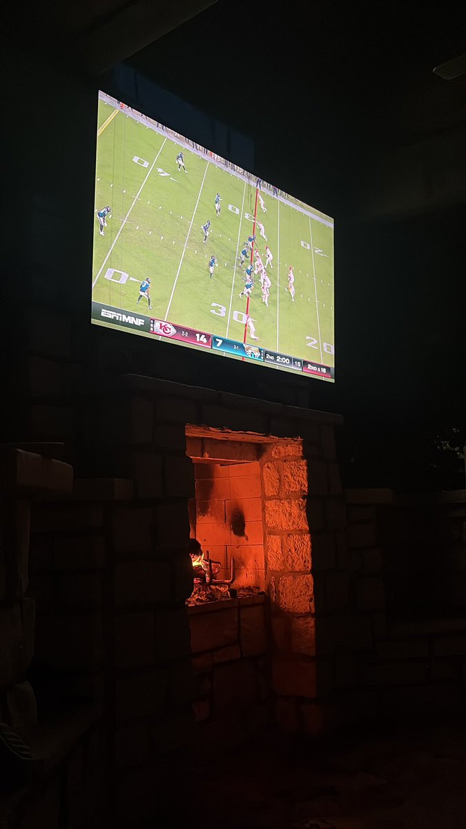 Stevejenkins197's tweet photo. Some nice Monday night football, me and @Tammychodelin always enjoying each others company #ChiefsMNF https://t.co/o5r97em0PB