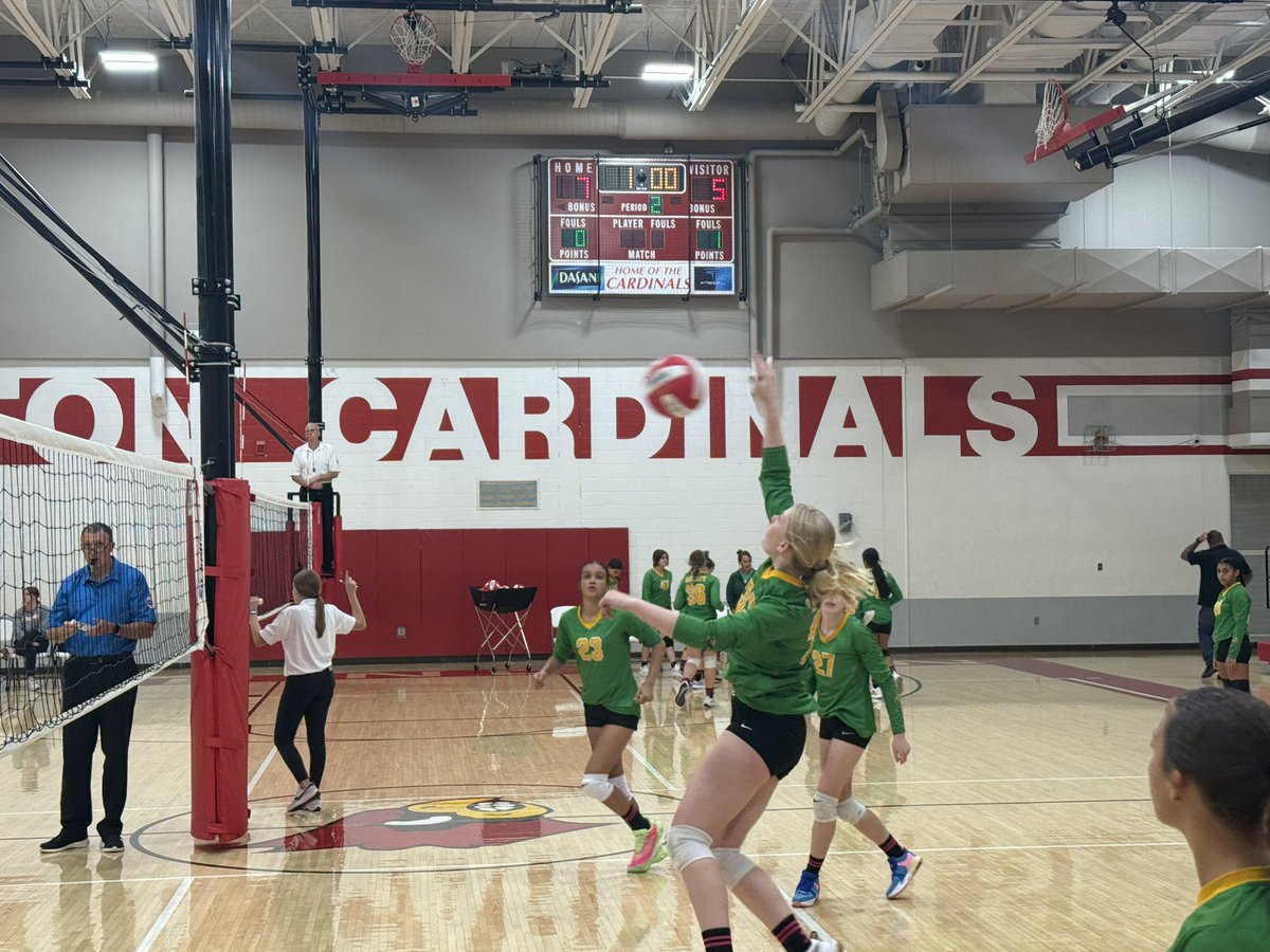 Pratt_LibertyAD's tweet photo. LMS Volleyball traveled to Hoisington tonight to take on the Cardinals and Hays.  7A, 8A, and 8B all beat Hoisington but lost to Hays.  GG!! https://t.co/srlKLGBi4M