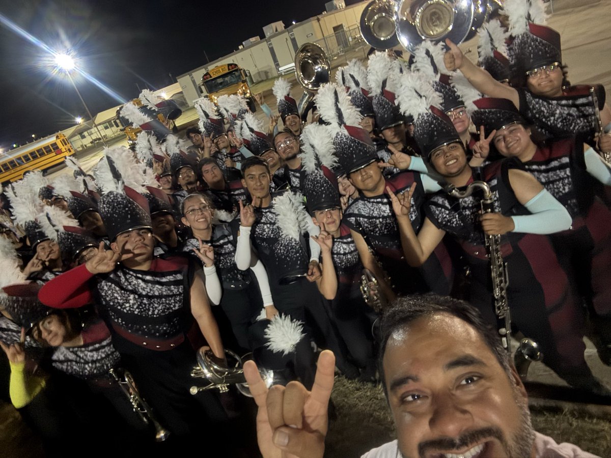 mannydlc2's tweet image. This is THE PRIDE OF NORTH SIDE! My band did amazing! Congratulations to the teachers &amp;amp; students that have put in countless hours! Steers Up! 🤘🏼#elevateeverything  @FWISDVPA