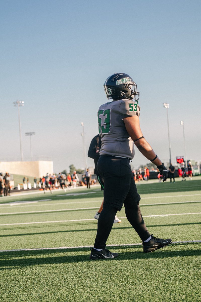 quentin_spiess's tweet image. Our #GTB3 award goes to @GBrooks_2028 Gavin is a sophomore DL that has been on a tear lately. He had a forced fumble in the first half. Gavin plays with a high motor and has a bright future as a Hurricane. I’m happy to have two more years with him. 
@coachanthony46 
@HightowerFB