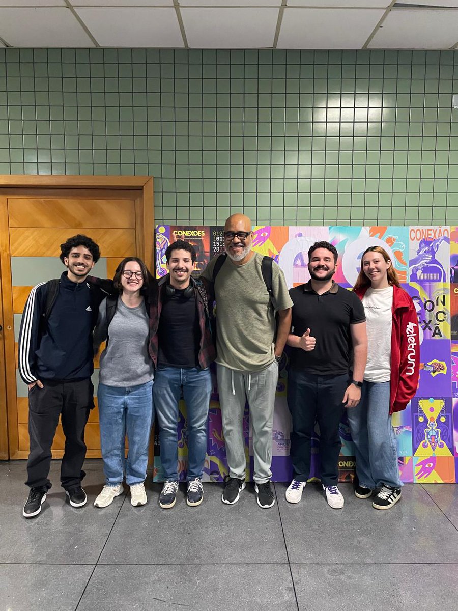 Vale a pena conhecer seus ídolos!
Obrigado Charneira, obrigado <a href="/DracoImagem/">Draco!</a> pela aula!